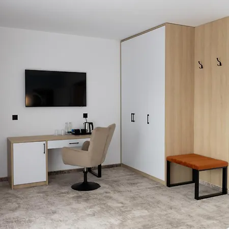 Plaza & Wellness Otel *